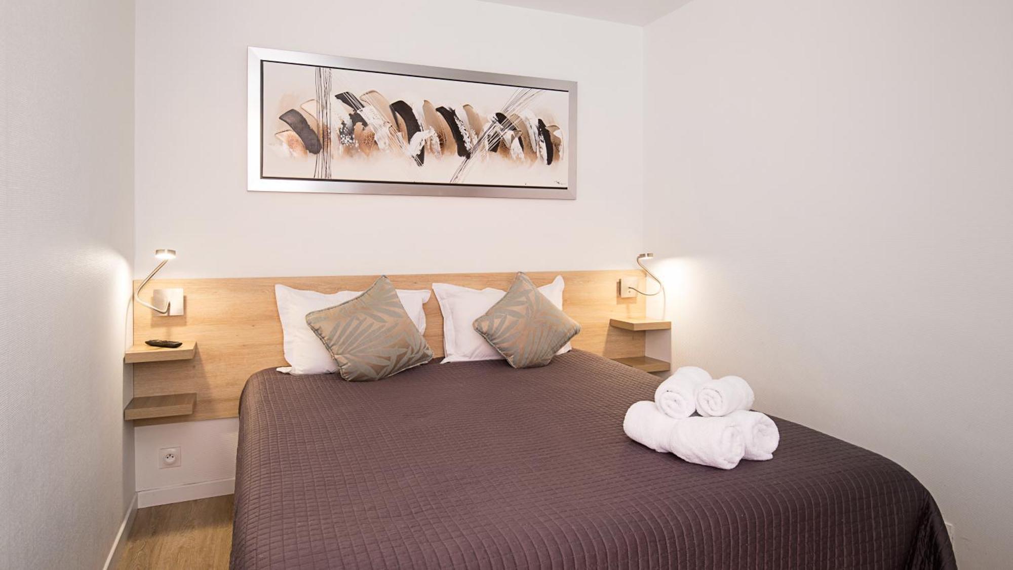 De L'horloge Aparthotel Parijs